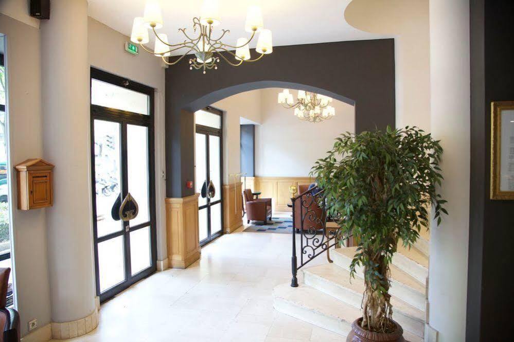 Grand Hotel Des Gobelins Paris Luaran gambar